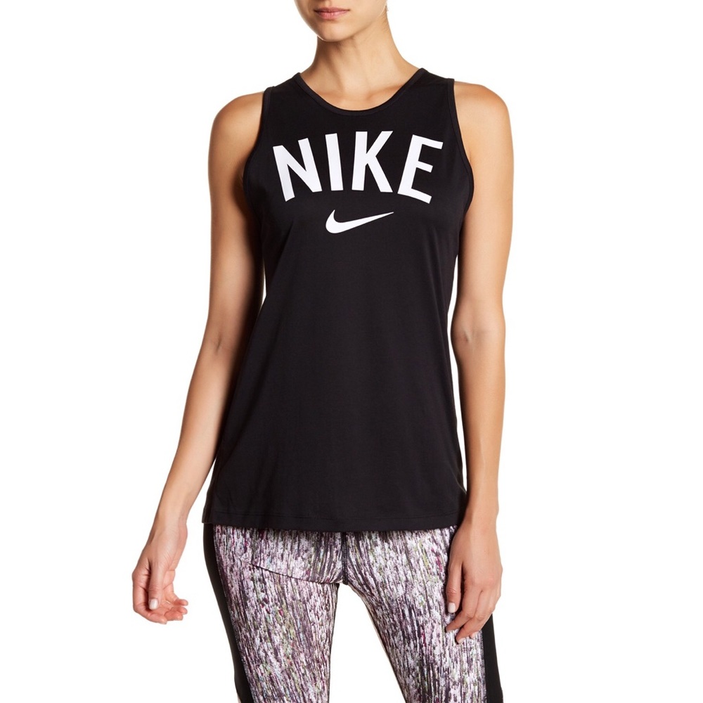 Nike ‘Tomboy’ Red Tank - Picture 4 of 4